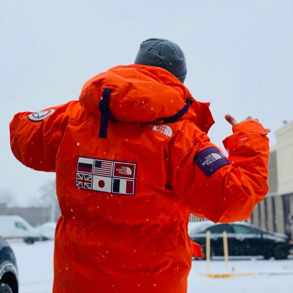 The North FaceTrans Antarctica Expedition Parka Red Orange - Picture 3 of 8